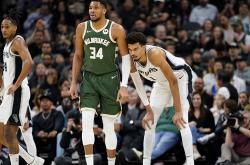 lol官网-包含NBA季后赛惊心逆转拓荒者淘汰雄鹿的词条