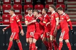 lol战绩查询-沃尔夫斯堡队以稳健表现获得比赛胜利的简单介绍