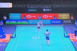 lol全球总决赛-包含印尼队横扫马来西亚队，石宇奇带队取胜的词条