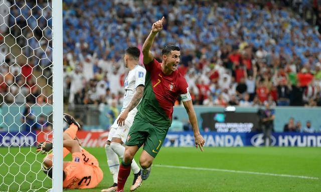 中国横扫乌拉圭，德布劳内统治全场的简单介绍